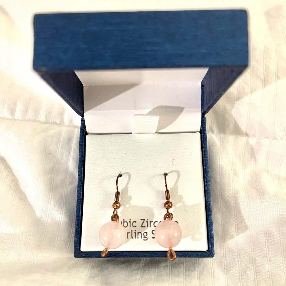 Rose Quartz Earrings NWOT